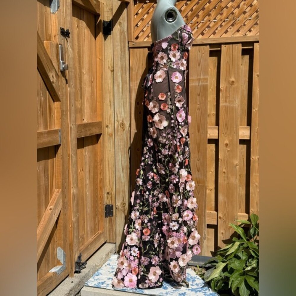 🆕 BRONX & BANCO 🧿 NWOT Jasmine Floral-Appliqued Gown, Black Multi - Sz L US 8 - Picture 6 of 16